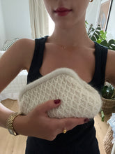 Load image into Gallery viewer, Athene Clutch