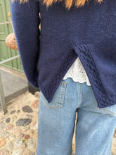 Load image into Gallery viewer, Athene Sweater