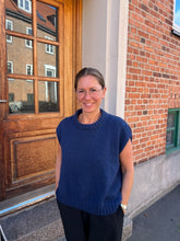 Load image into Gallery viewer, The Everyday Slipover