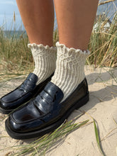 Load image into Gallery viewer, Athene Socks