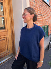 Load image into Gallery viewer, The Everyday Slipover