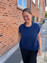 Load image into Gallery viewer, The Everyday Slipover