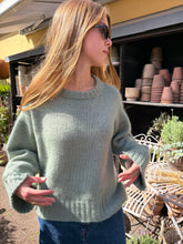 Indlæs billede til gallerivisning The Everyday Sweater
