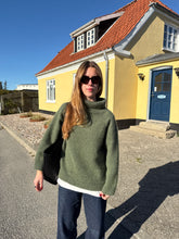 Load image into Gallery viewer, Wilma Sweater
